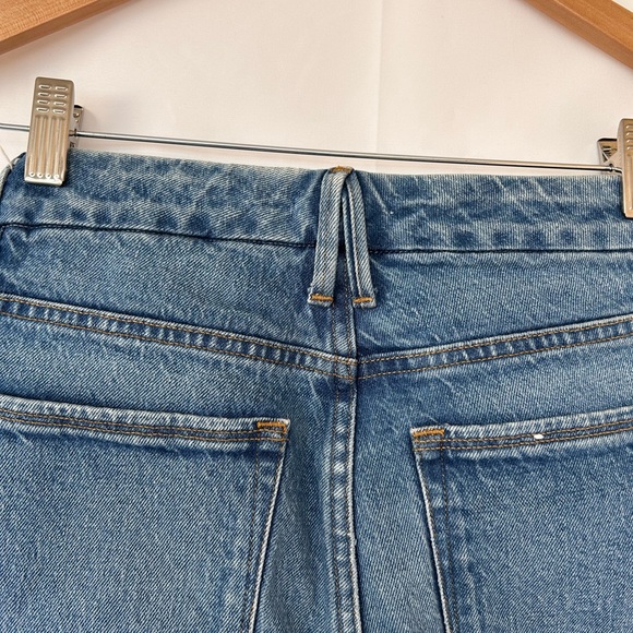 Good American High Waist Raw Hem Blue Jeans - Picture 4 of 5